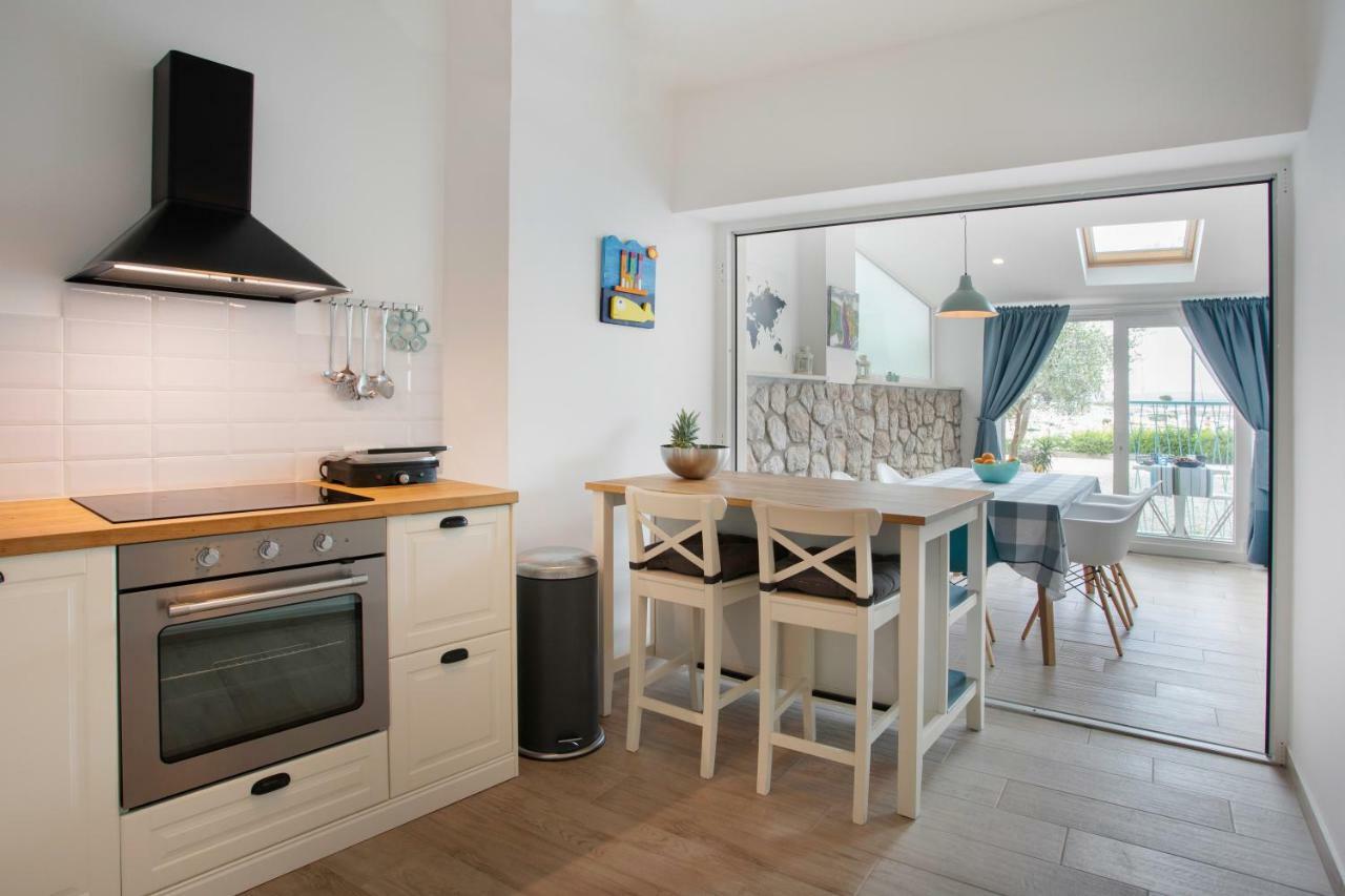 Apartments Nika Crikvenica Exterior photo